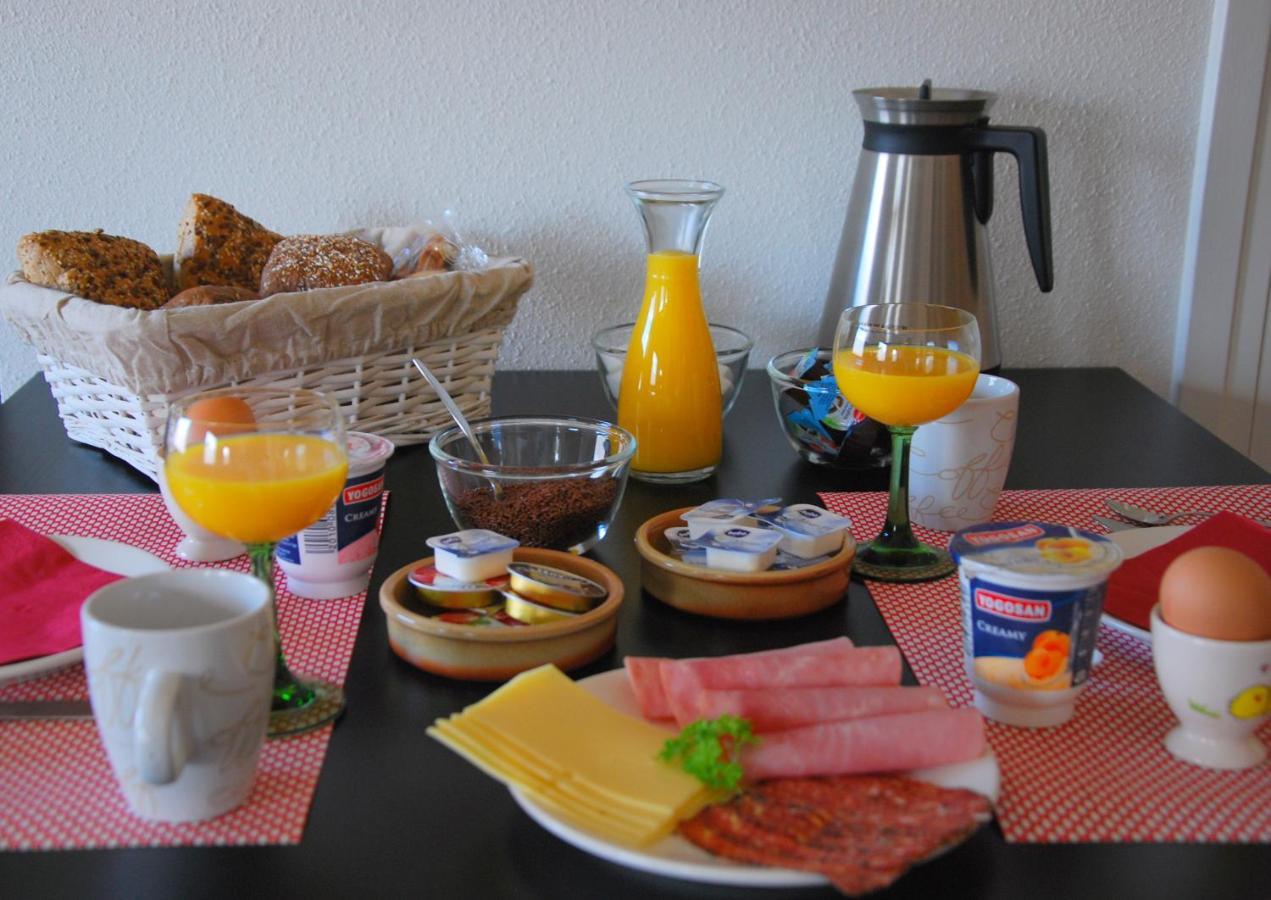 Bed And Breakfast De Meule Montfort 외부 사진