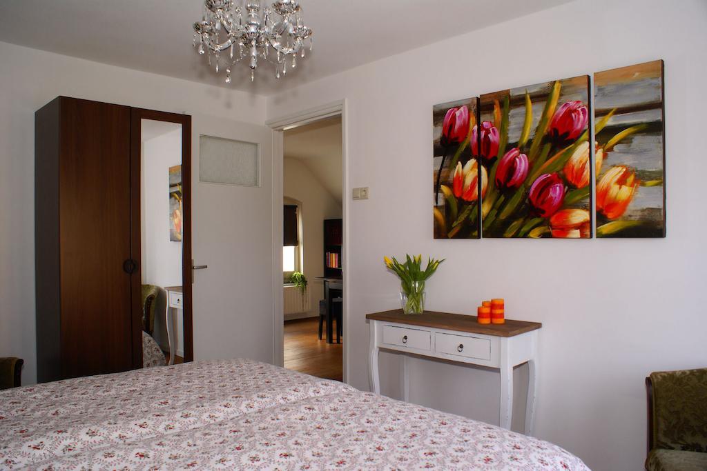 Bed And Breakfast De Meule Montfort 객실 사진